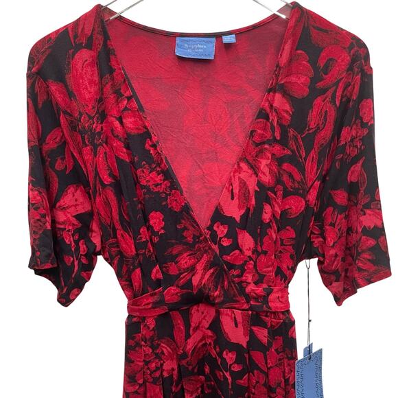 NEW Simply Vera Vera Wang Red and Black Crossover V-Neck Dress Size Large - Picture 2 of 10